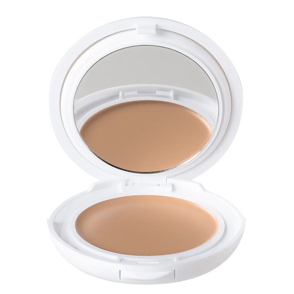 Fond de ten compact pentru ten uscat cu SPF 30 Couvrance