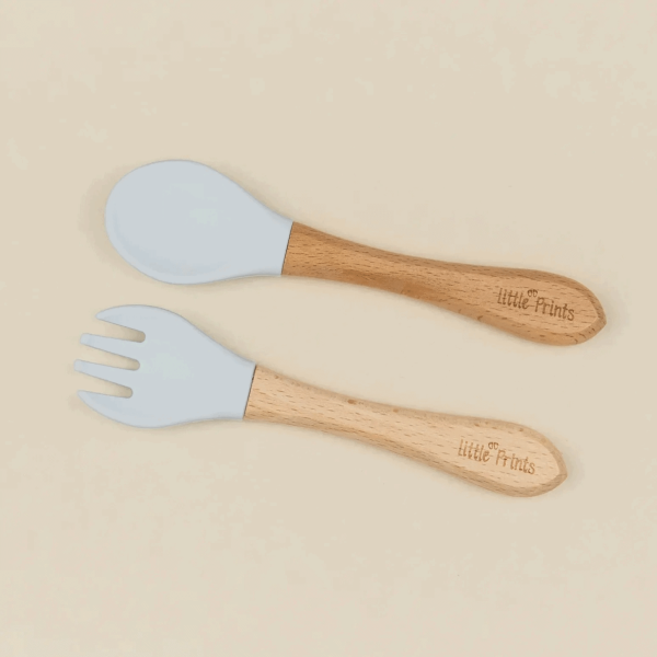 Set LinguritaFurculita din Silicon cu Maner din Lemn Light Blue, 1 buc, Little Prints