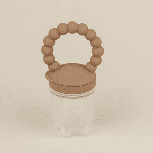 Suzeta Bebelusi pentru Fructe cu Maner Silicon Suzeta Bebelusi pentru Fructe cu Maner Silicon, Camel, Little Prints