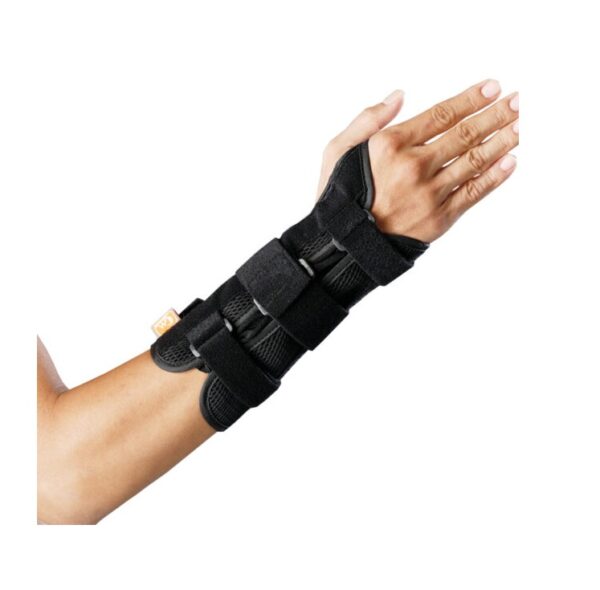 Protectie pentru incheietura mainii cu suport ortopedic, ideal pentru recuperare si sprijin.