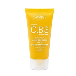 Crema de zi cu vitamina C și B3, SPF 15, pentru regenerare și protecție pielii.