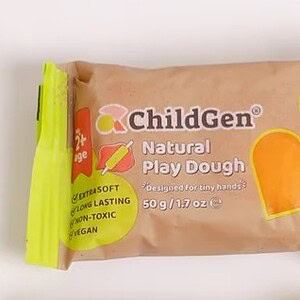 Joc ChildGen din plastilină naturală pentru copii, durabil și sigur, ideal pentru joc și dezvoltare.