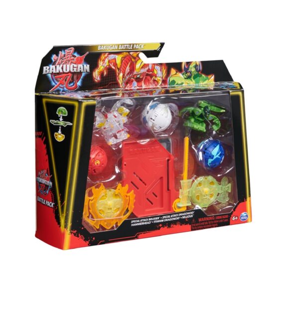 Set de luptă Bakugan pentru jocuri cu figurine și accesorii.