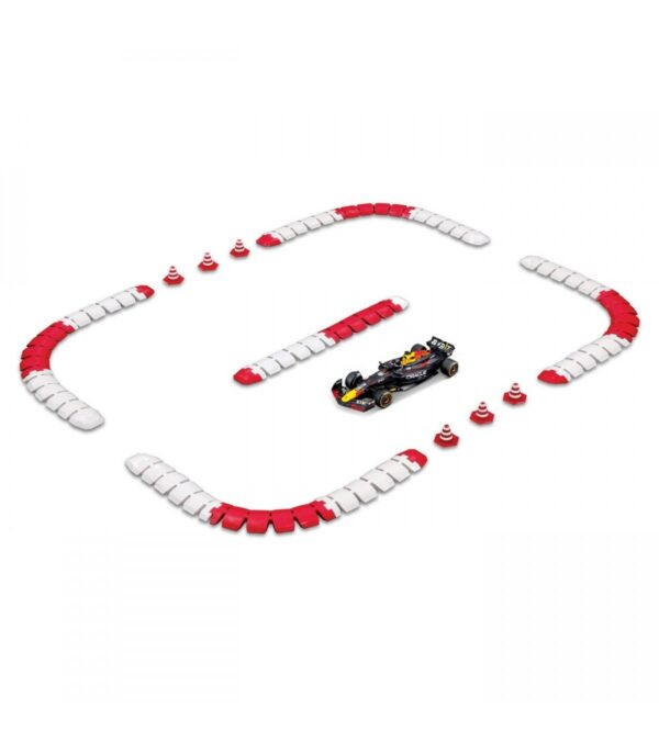 Pista de curse construită pentru mașinuța Oracle Red Bull Racing, scara 1:41, ideală pentru joacă și.