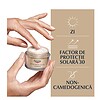Protecție solară cu Eucerin, factor 30, non-camogenoasă, hidratare și elasticitate. Crema de Zi Anti-Age cu SPF30 Hyaluron Filler + Elasticity, 50ml, Eucerin