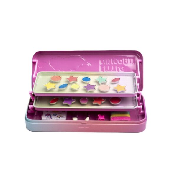 Set Machiaj Little Unicorn Metalic Set machiaj Little Unicorn în cutie metalică cu 3 niveluri.