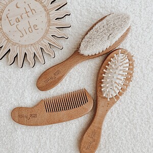 Set Perie de Par Bebelusi din Lemn cu Par Natural de Capra, Little Prints